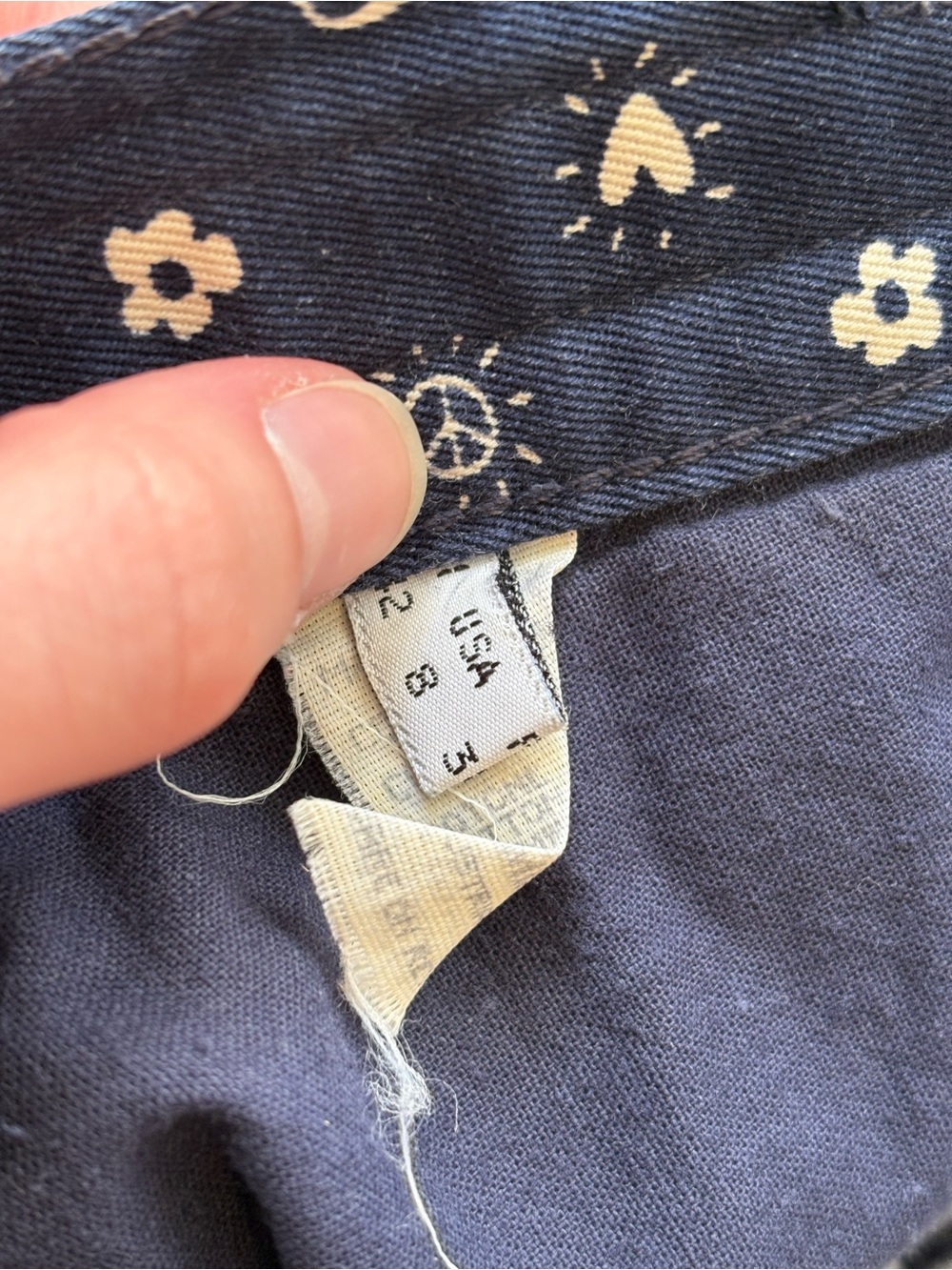 Vintage Moschino Pencil Skirt - Picture 10 of 11